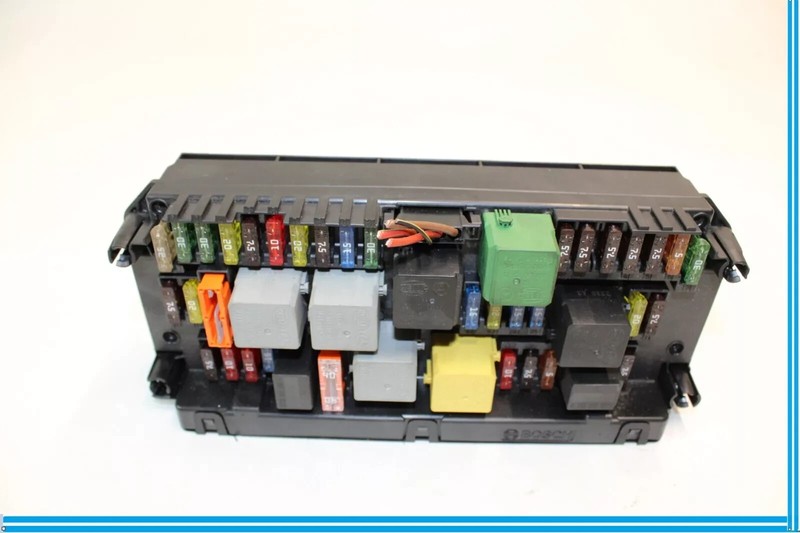 10-20 Mercedes W218 CLS550 E400 SLK250 E350 Front SAM Module Relay Fuse Box OEM