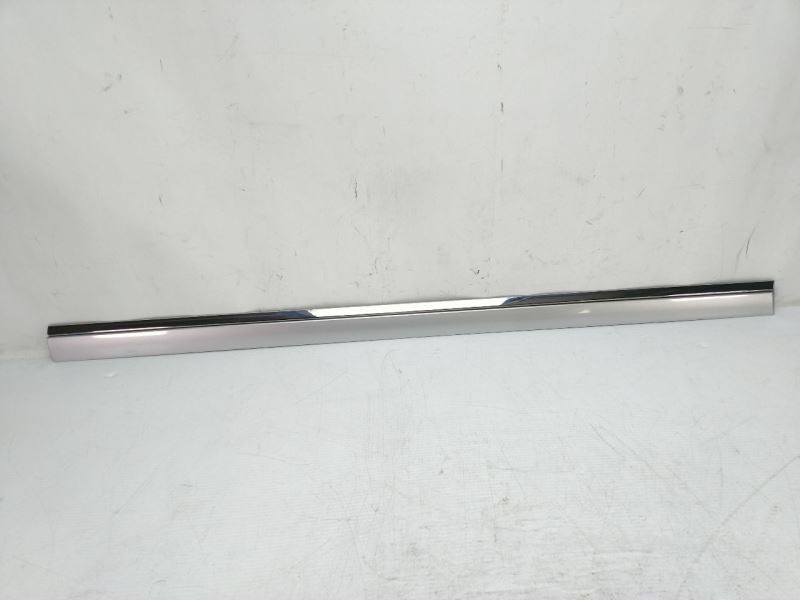 2007 AUDI A8L D3 4.2 Front Right Door Molding Silver Y7W OEM 4E0853954