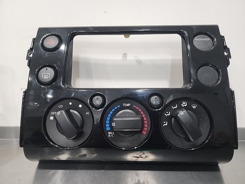 OE 07-2010 Toyota FJ Cruiser Heater A/C AC Air Climate Control Panel Black Bezel