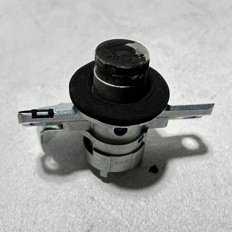 TOYOTA CAMRY 2018 - 2024 REAR TRUNK DECK LID LATCH LOCK CYLINDER OEM
