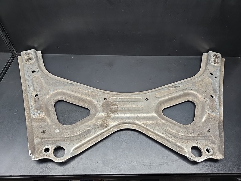2014-2019 MASERATI GHIBLI SQ4 AWD FRONT CROSSMEMBER BRACE BRACKET SUPPORT OEM