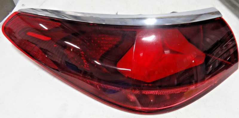 2024-2026 Mercedes-Benz E350 Left Driver Side LED Tail Light! Factory Original