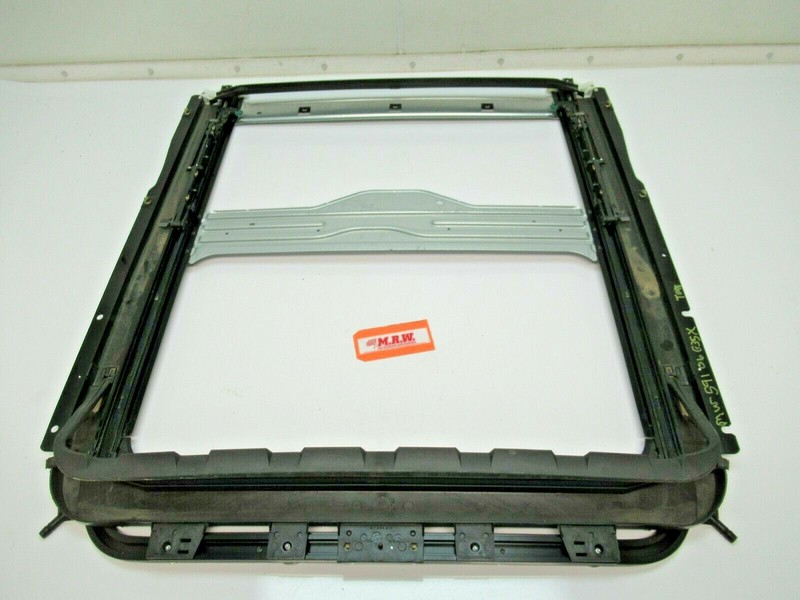 SUN ROOF SUNROOF TRACK TOP for GLASS WINDOW MOTOR for 03-06 INFINITI G35 X SEDAN