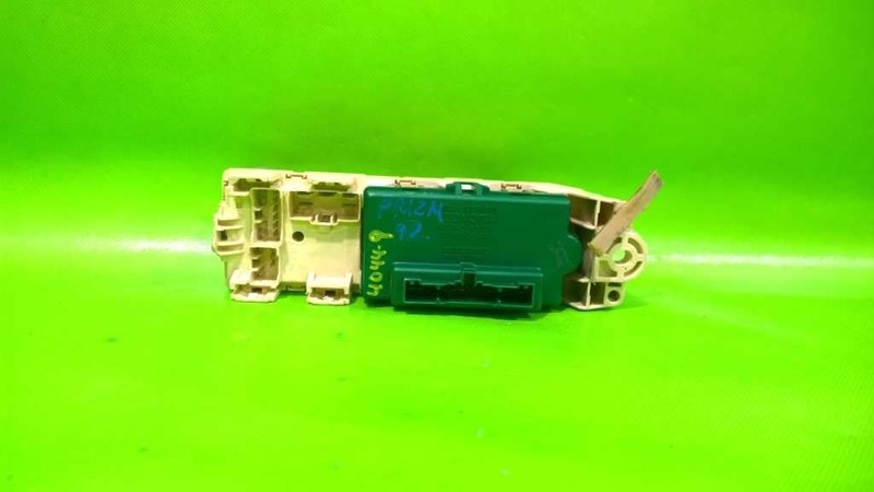 92 PRIZM FUSE RELAY INTERGRATION MODULE BOX OEM 4044-9