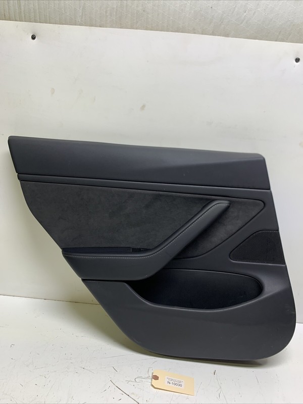 17-20 TESLA M3 REAR LEFT SIDE DOOR TRIM PANEL BLACK 1105095-00-E OEM 10030 C2