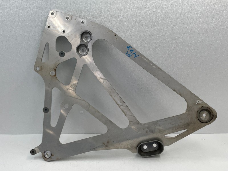 21 22 23 24 BMW M3 G80 Left Driver Chassis Brace Bracket Assembly 1473 OEM