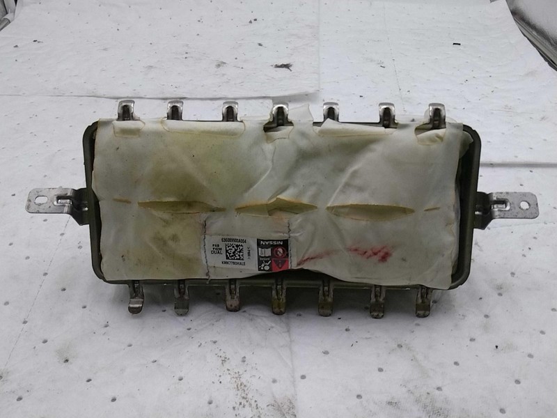 2017 Nissan Murano Right Instrument Panel Air Bag Blue 89K Miles OEM Used