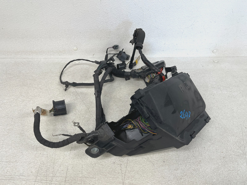 ⭐15-17 LAND ROVER DISCOVERY SPORT ENGINE BAY FUSE RELAY BOX HARNESS OEM LOT2647