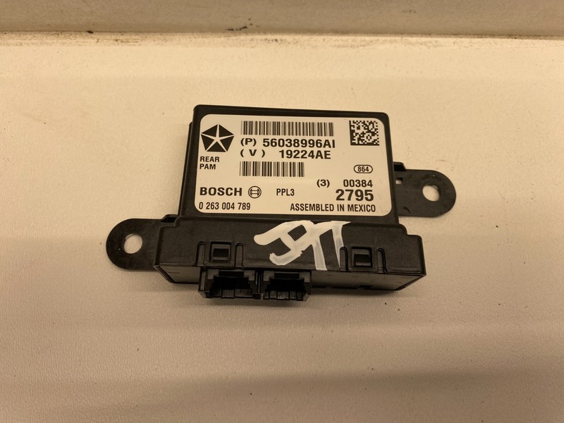 2014-2018 JEEP CHEROKEE PARK PARKING ASSIST AID CONTROL MODULE OEM