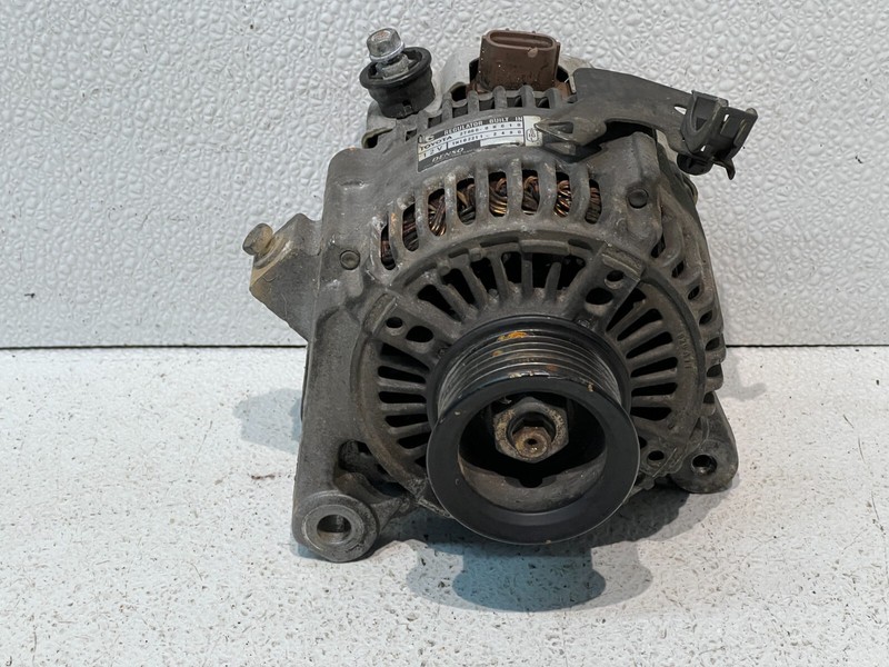 04-07 Toyota Camry 2.4L Alternator OEM