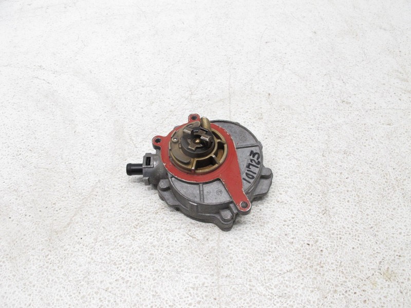 08-17 AUDI 4L Q7 A4 A5 A6 A7 A8 3.0 3.2 ENGINE MOTOR VACUUM PUMP OEM 101723