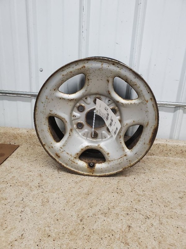 Wheel 16x6-1/2 Steel Road Wheel Fits 00-06 SUBURBAN 1500 300272