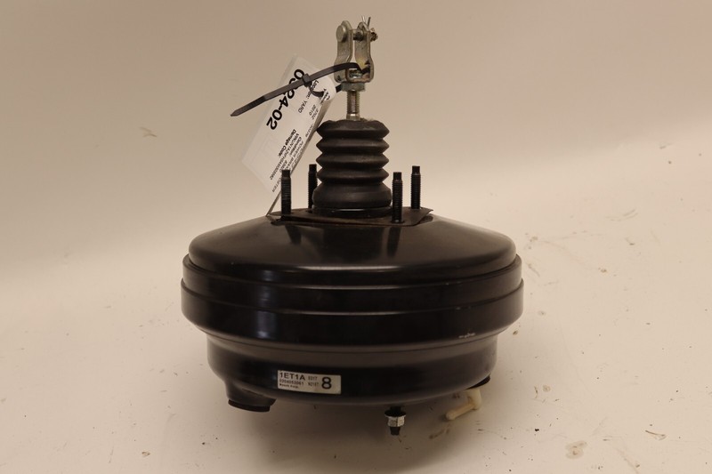 2010-2012 NISSAN 370Z A/T RWD POWER BRAKE VACUUM BOOSTER OEM