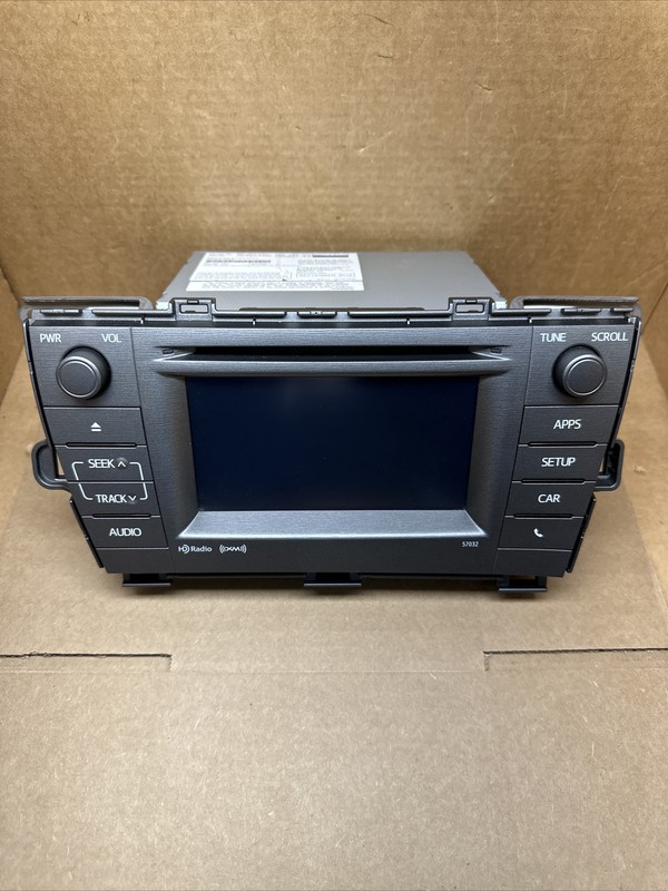 2012 - 2015 Toyota Prius Radio Screen Display Unit and Receiver OEM 86140-47060