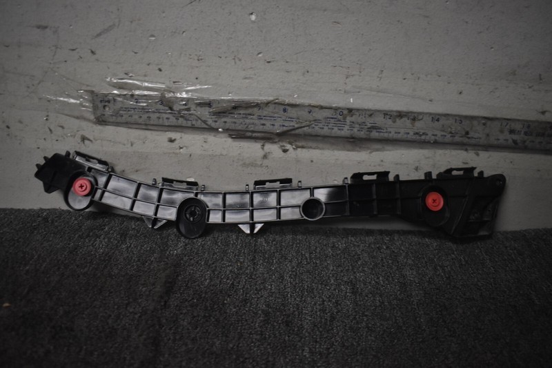 2016-2022 LEXUS RX350 REAR RETAINER FACTORY OEM