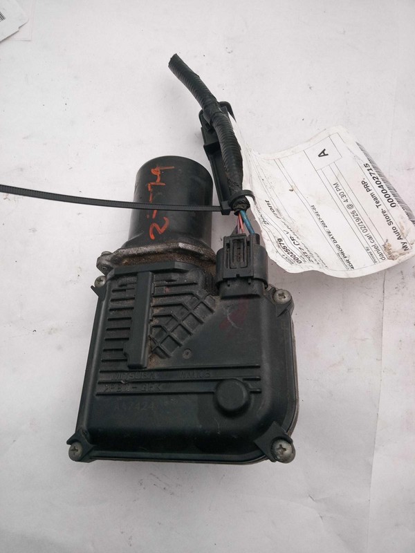 Used Windshield Wiper Motor fits: 2017 Honda Cr-vGrade B