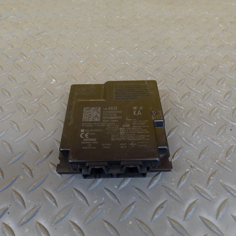 2019-2022 GMC SIERRA 1500 Keyless Entry Control Module Unit Black Oem 13518838