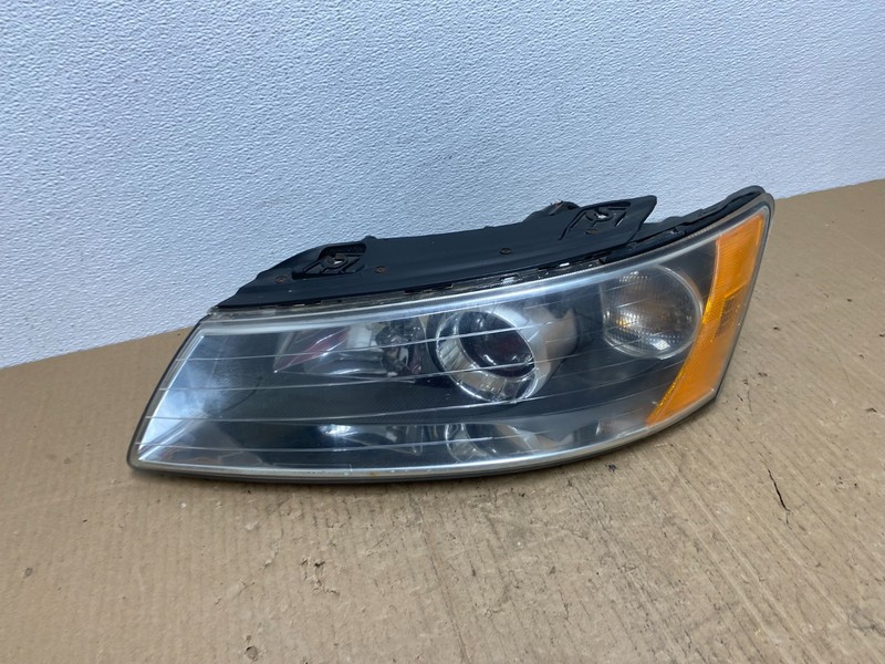 2006 to 2008 Hyundai Sonata Left Driver LH Side Headlight Halogen Oem AB8448 DW