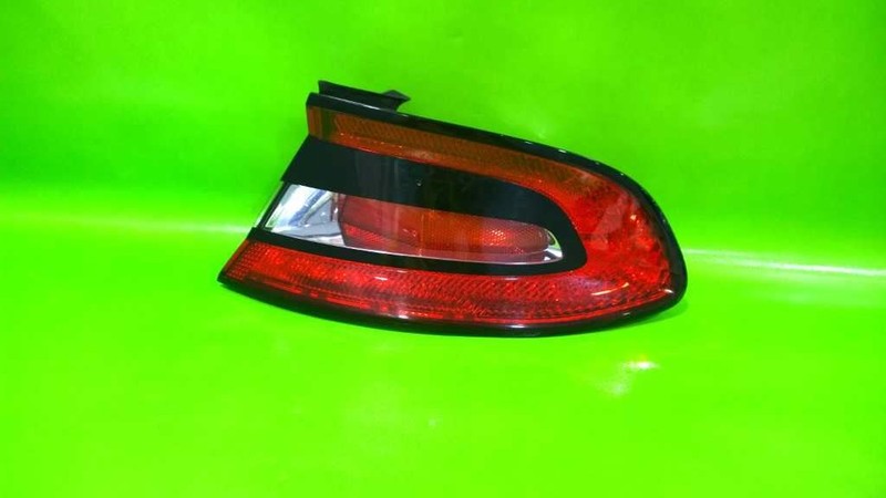 13 14 15 16 DART PASSENGER RIGHT TAILLIGHT LAMP OEM 4057-29