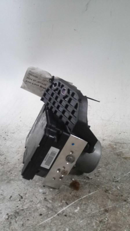 2024 KIA SPORTAGE ABS Hydraulic Assembly OEM 58910P1010 14K Miles Grey