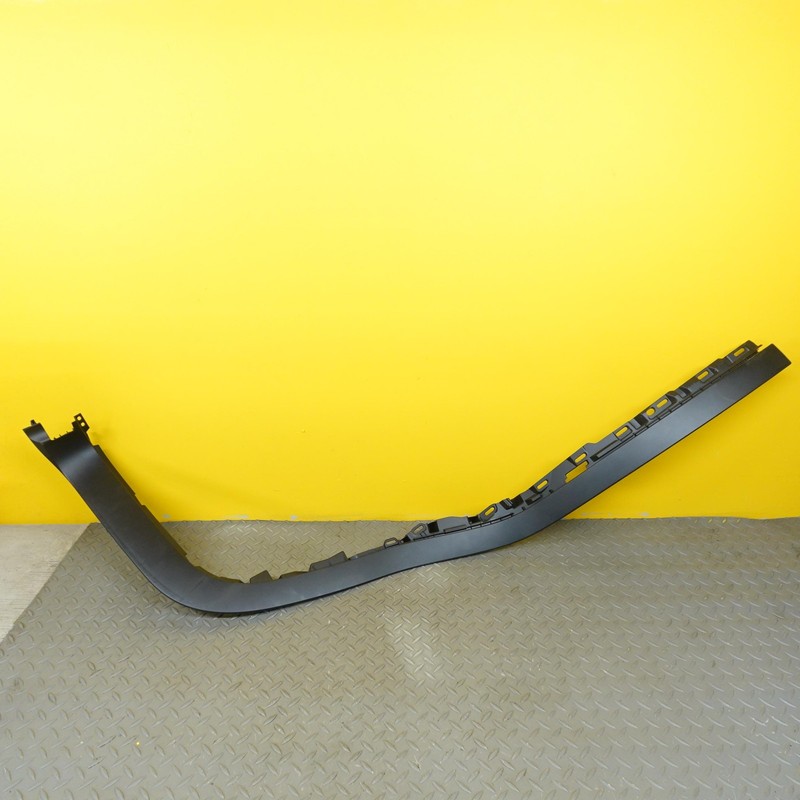 2016-2020 TESLA MODEL X REAR RIGHT C PILLAR RACETRACK TRIM COVER PANEL 1105129