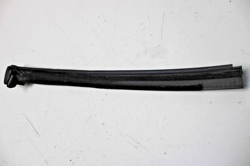 BMW 640i 650i F12 REAR LEFT QUARTER GLASS INNER WEATHERSTRIP SEAL OEM 2012-18 π