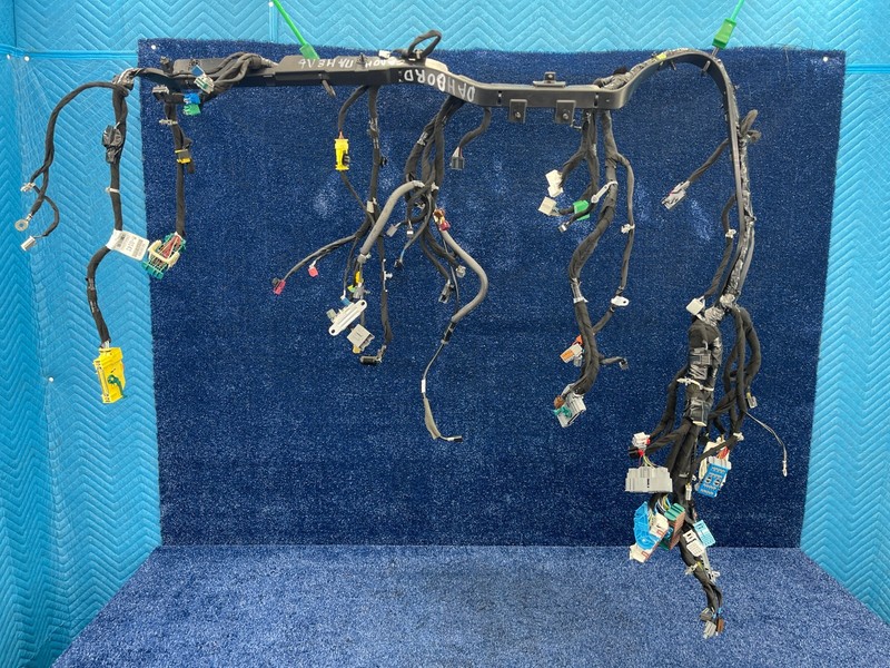 2014-2018 GMC Sierra 1500 Instrument Panel Dash Wiring Harness OEM 84180369