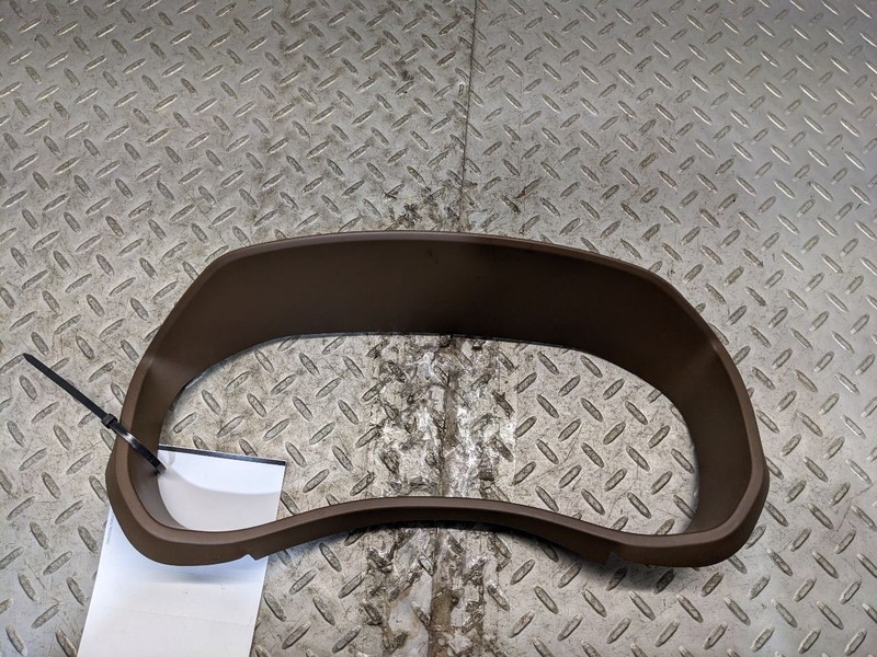 13-19 Dodge RAM 1500 Dash Instrument Cluster Speedometer Trim Bezel 1165739