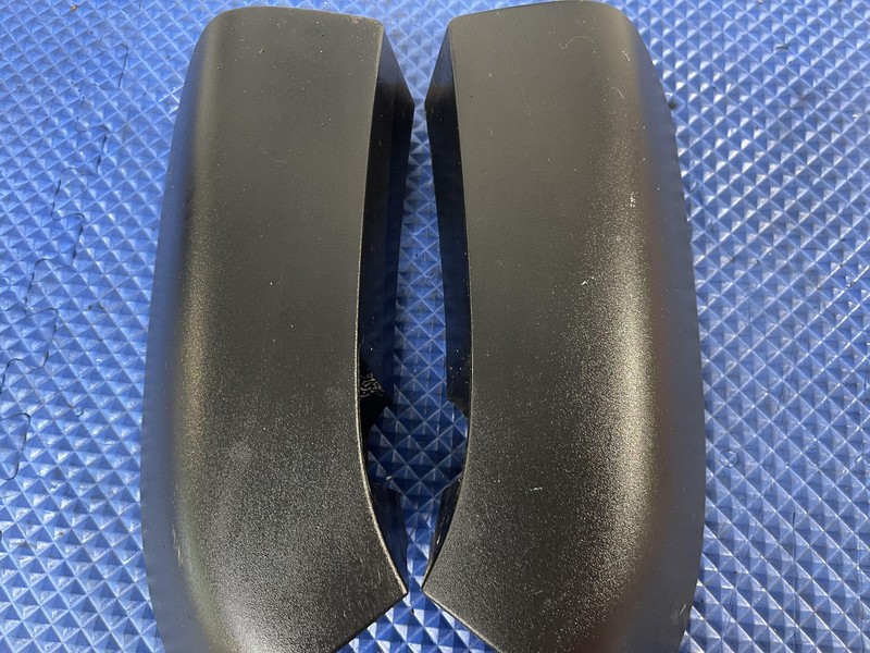03-07 Chevrolet Express Right And Left D Pillar Trim Oem Tested