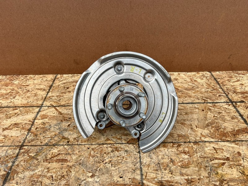 FORD MUSTANG MACH-E 2021-2026 OEM REAR LEFT DRIVER SPINDLE KNUCKLE W/ HUB RWD