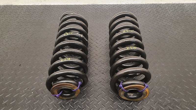 96-02 Ford E450SD Van Front Coil Springs (V) Pair OEM 9C2Z-5310-V