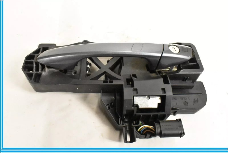 07-13 Mercedes W221 S400 S63 AMG Front Left Exterior Door Handle Keyless Go OEM