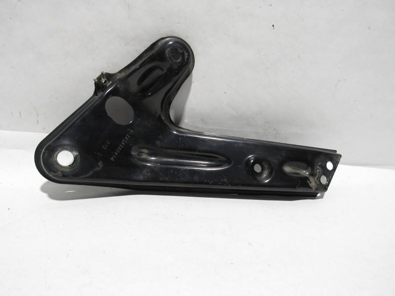 Mercedes R350 W251 2011 Front Left Suspension Crossmember Mount Bracket 06-13 ;