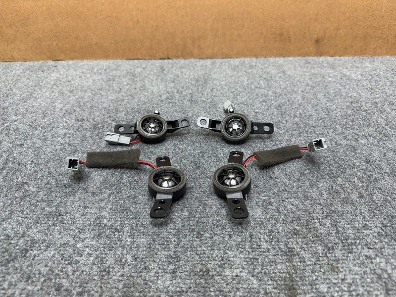 GENESIS G80 2021-2025 OEM FRONT AND REAR LEFT RIGHT DOOR LEXICON TWEETERS (SET)