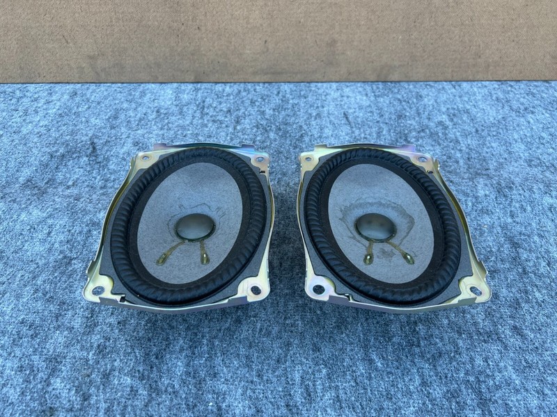 INFINITI Q60 2017-2022 OEM REAR DECK LEFT AND RIGHT SPEAKER BOSE (PAIR)