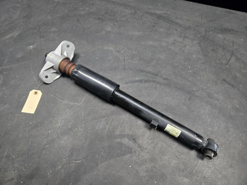 Rear Left Shock Absorber 2022 Kia Stinger 55300-J5DA0 2023