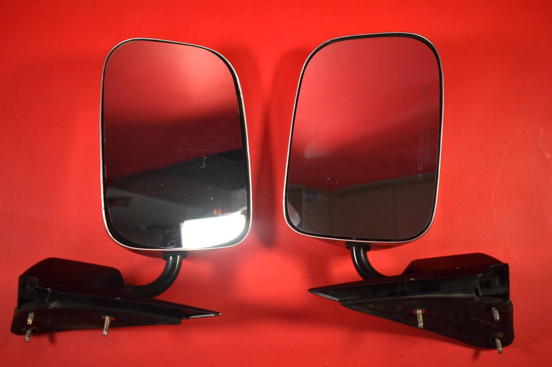 1988-1999 GMC CHEVY GM DRIVER AND PASSENGER MIRRORS SET
