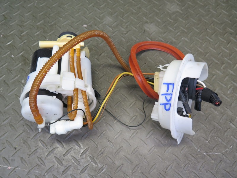 17-20 PORSCHE PANAMERA 971 2.9L FUEL PUMP ASSEMBLY
