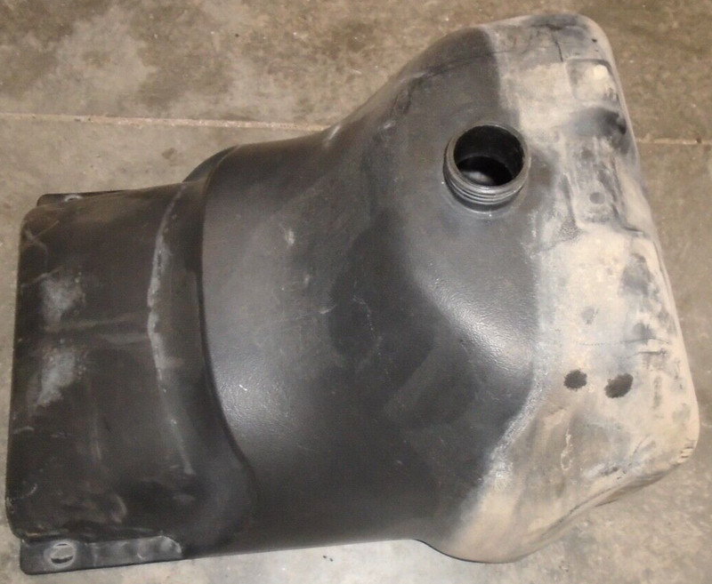 2001 Snowmobile Polaris RMK 800 Fuel Gas Tank Container Petrol Reservoir King 01
