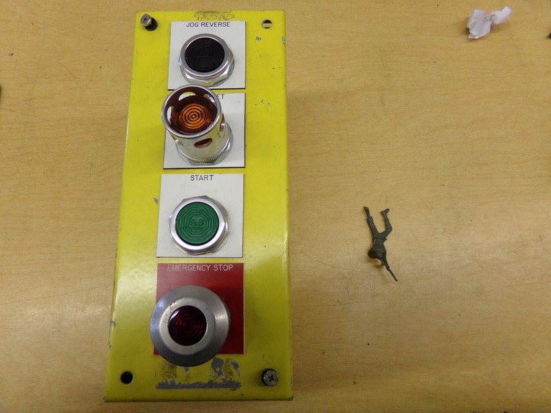 SCE Enclosure Type 12,4 Pendant Controller Jog Revers Jam Reset Start Stop SCE-4