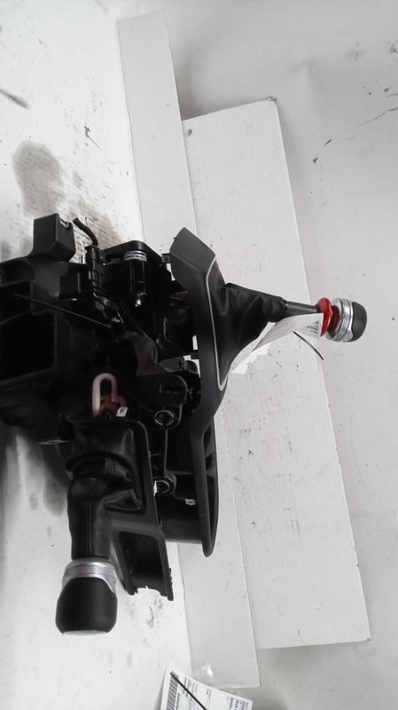 2018 Jeep Wrangler Automatic Transmission Shift Lever Assembly - 4WD, 46K Miles