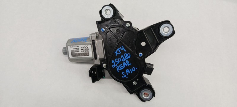 19-'24 CADILLAC XT4 rear Wiper Motor 36k miles OEM 1 Year Warranty!