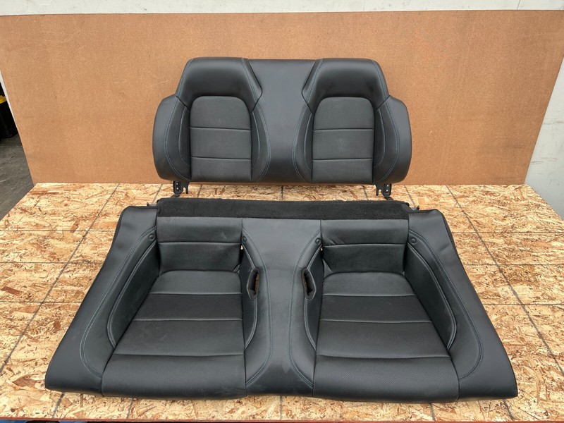 FORD MUSTANG/ GT CONVERTIBLE 15-23 OEM REAR LOWER AND UPPER SEAT (BLACK LEATHER)