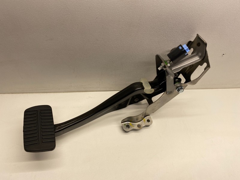 2020-2025 SUBARU LEGACY BRAKE BRAKING STOP PEDAL ASSEMBLY OEM