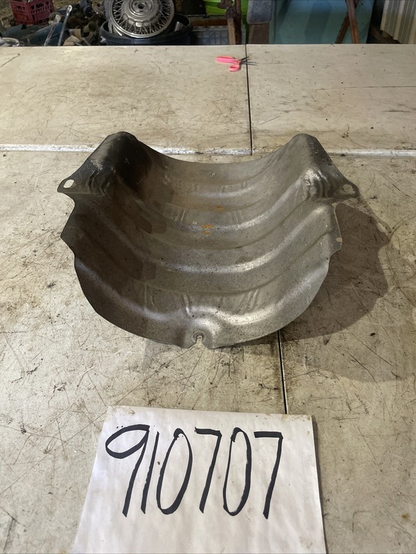99-01 LEXUS ES300 EXHAUST HEAT SHIELD GUARD DEFLECTOR
