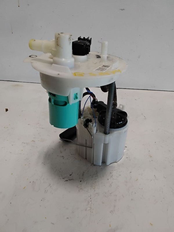 Fuel Pump Assembly Gasoline Manual Transmission Fits 16-18 CRUZE 3571931