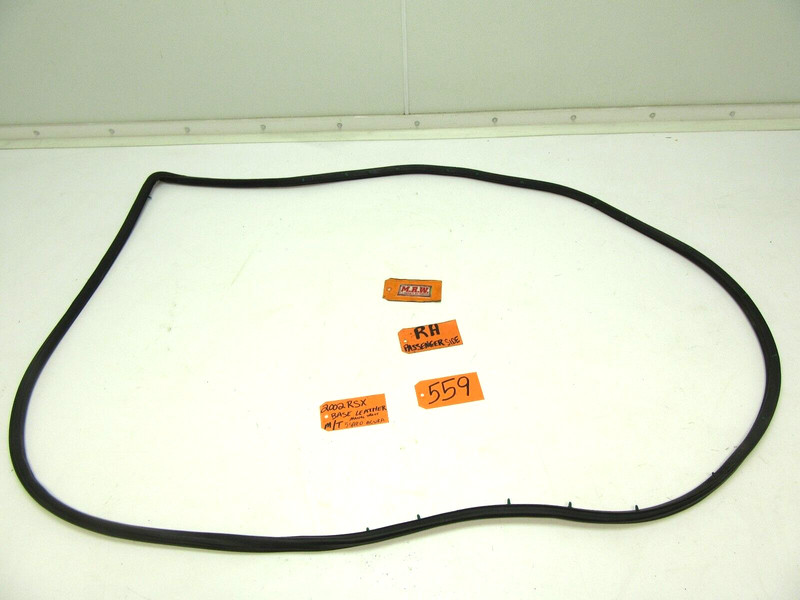 RUBBER DOOR SEAL GASKET WEATHER STRIP BODY PASSENGER SIDE RH for 02-06 ACURA RSX