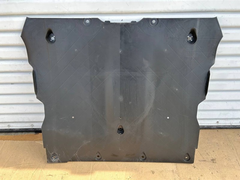 ✅ 20-23 Tesla Model 3/Y Front Splash Shield Guard 1499151-00-C /cracked