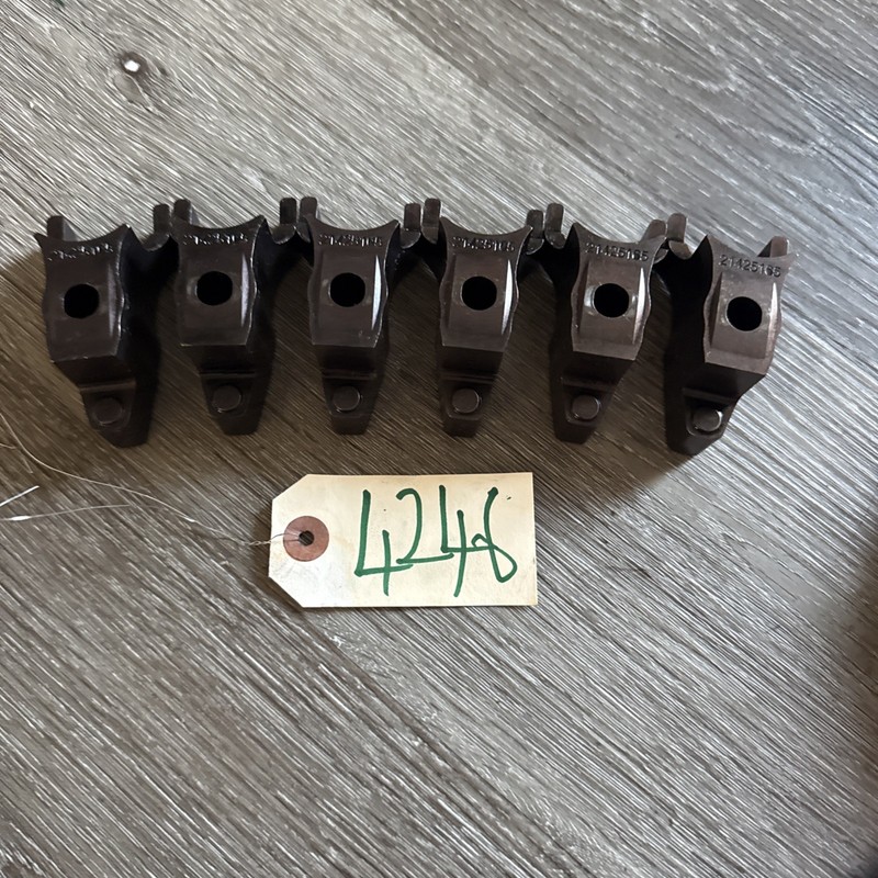Volvo D13 & D16Injector Hold Down Clamps ( Set 6) - P/N: 21425165