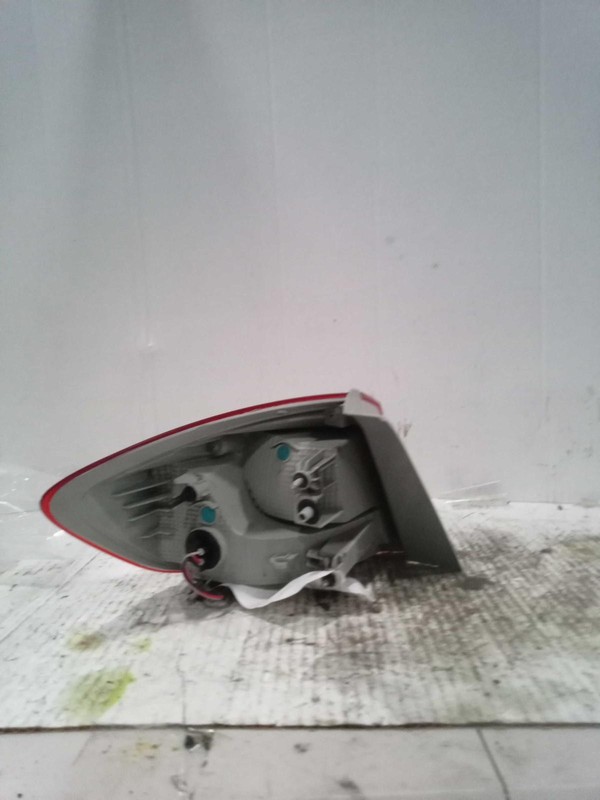 2016 Chevrolet Cruze Right Tail Light Assembly Grey 131K Miles OEM Replacement